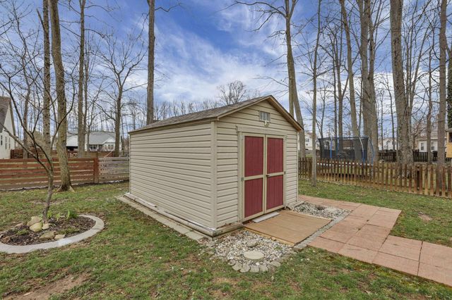 145 Shawnee Loop N, Pataskala, OH 43062