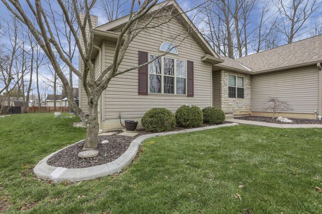 145 Shawnee Loop N, Pataskala, OH 43062