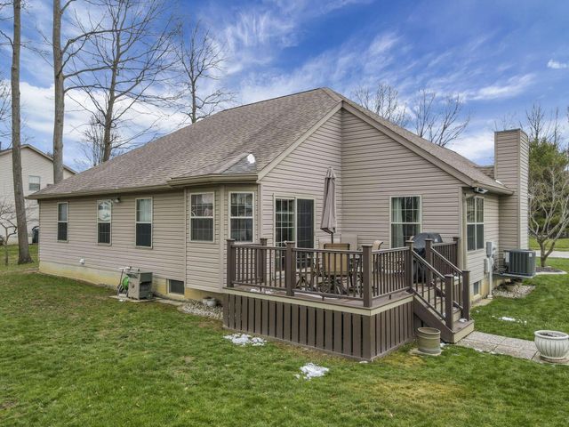 145 Shawnee Loop N, Pataskala, OH 43062