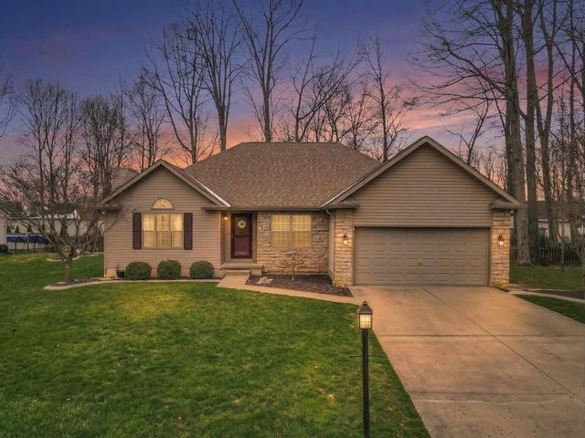 145 Shawnee Loop N, Pataskala, OH 43062