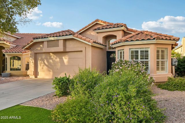 6560 E SADDLEBACK Street, Mesa, AZ 85215