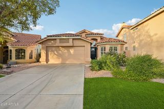 6560 E SADDLEBACK Street, Mesa, AZ 85215
