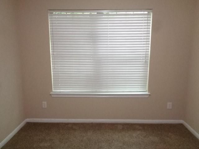 7925 Silver Oak Drive, Texas City, TX 77591