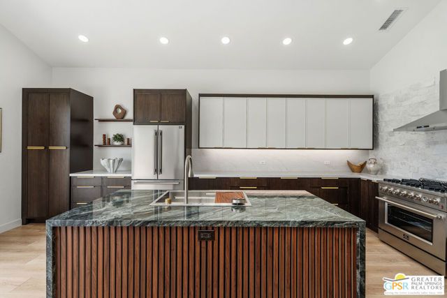 38354 Crocus Lane, Palm Desert, CA 92211