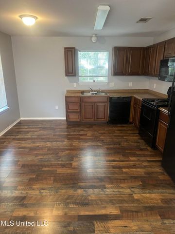 6018 Cedar Drive, Bay Saint Louis, MS 39520