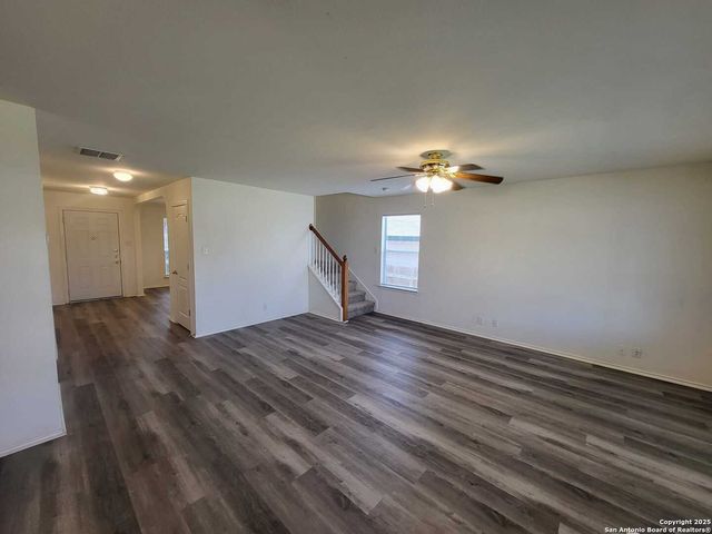 638 Granite Cliff, San Antonio, TX 78251
