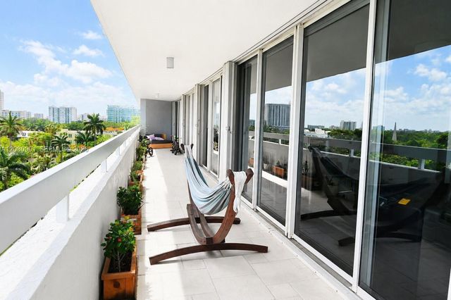1627 Brickell Ave 1005, Miami, FL 33129