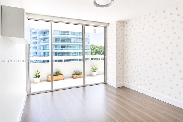1627 Brickell Ave 1005, Miami, FL 33129