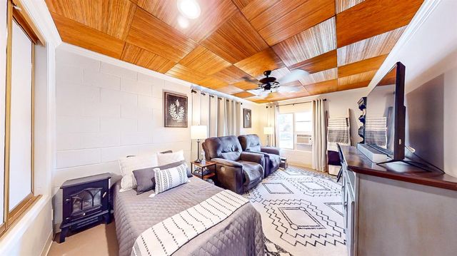 432 E Glenwood Ave, Turlock, CA 95380