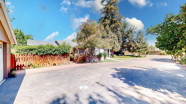 432 E Glenwood Ave, Turlock, CA 95380