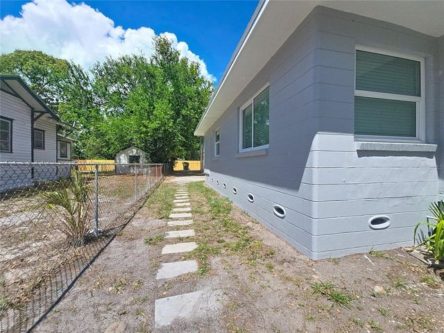 1035 15TH AVENUE S, St Petersburg, FL 33705