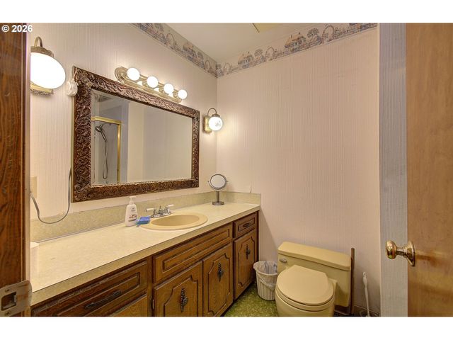26001 Ne 60TH St, Vancouver, WA 98682
