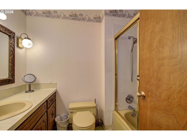 26001 Ne 60TH St, Vancouver, WA 98682