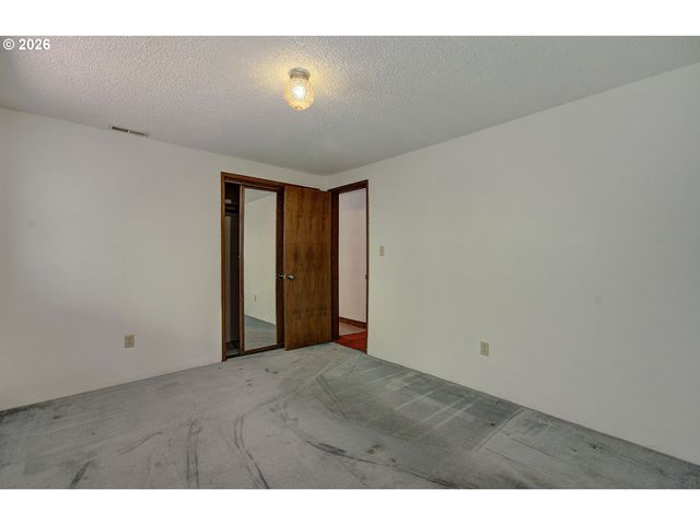 26001 Ne 60TH St, Vancouver, WA 98682