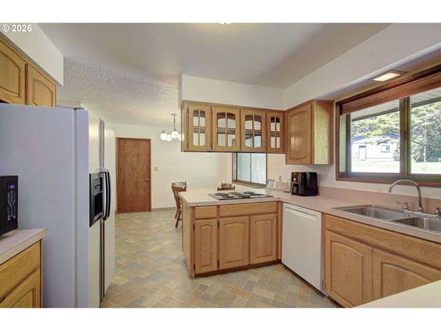26001 Ne 60TH St, Vancouver, WA 98682
