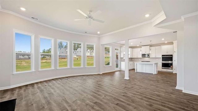 1050 Trident Maple Chase, Lawrenceville, GA 30045