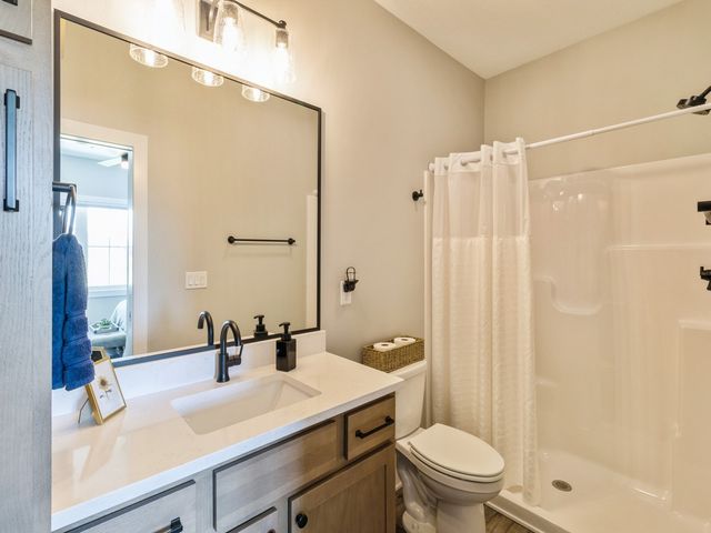 2105 Ketelsen Drive, Ames, IA 50010