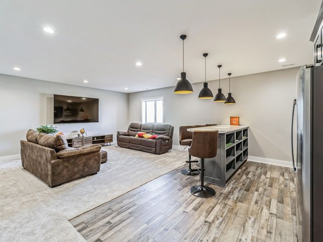 2105 Ketelsen Drive, Ames, IA 50010