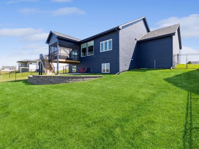 2105 Ketelsen Drive, Ames, IA 50010