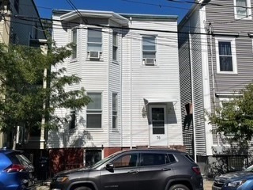 76 Eutaw St, Boston, MA 02128