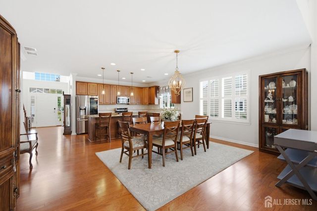 51 Gryphon Drive, Monroe, NJ 08831
