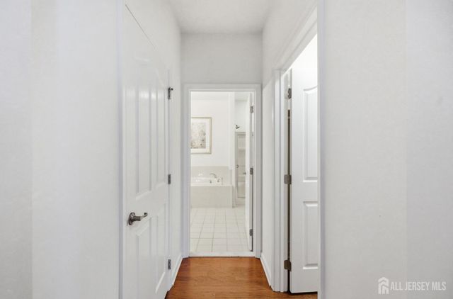 51 Gryphon Drive, Monroe, NJ 08831