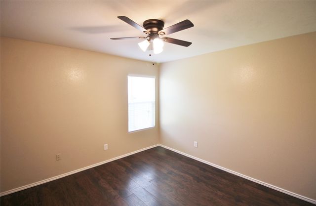 321 Briar Oaks Drive, Royse City, TX 75189
