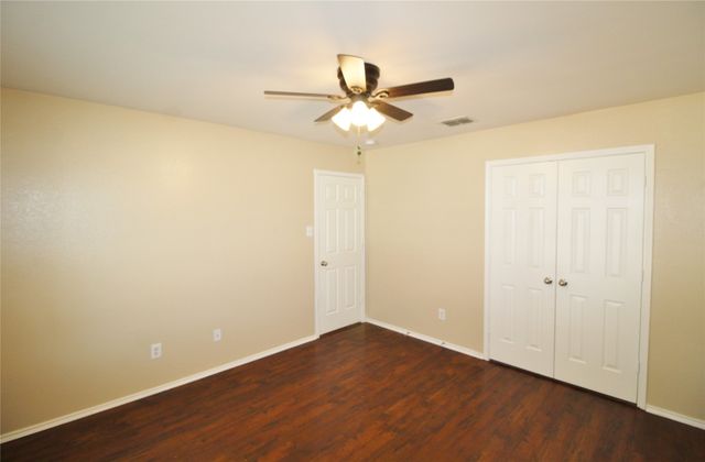 321 Briar Oaks Drive, Royse City, TX 75189