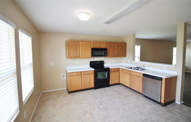 321 Briar Oaks Drive, Royse City, TX 75189