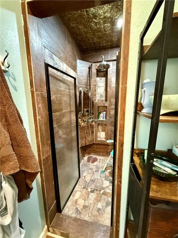 12493 Little Elm Road, Farmington, AR 72730