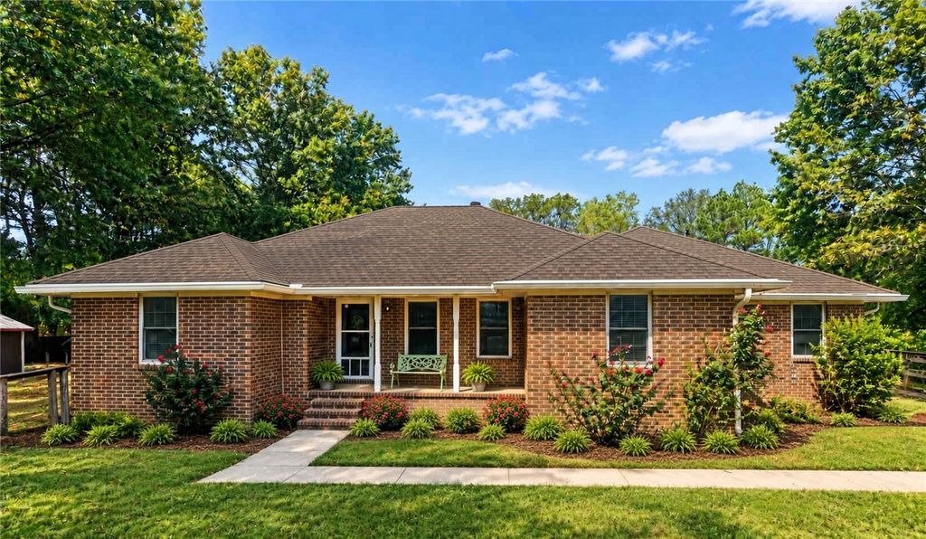12493 Little Elm Road, Farmington, AR 72730