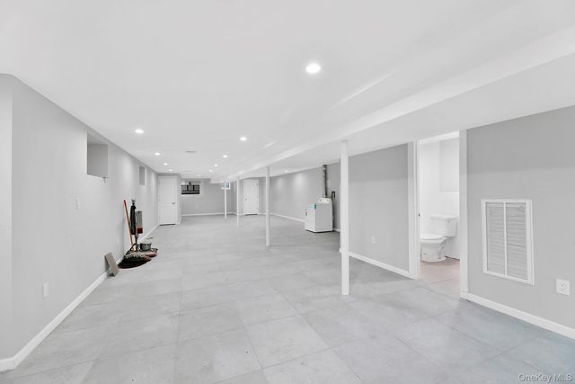 15321 134th Avenue, Jamaica, NY 11434