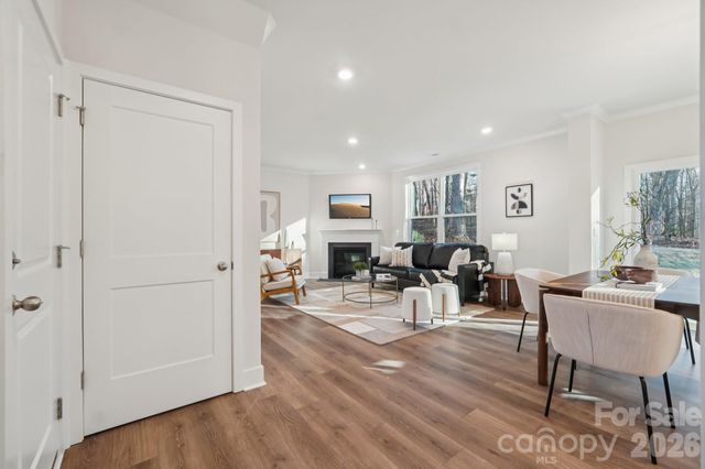 109 Ventnor Way, Mooresville, NC 28115