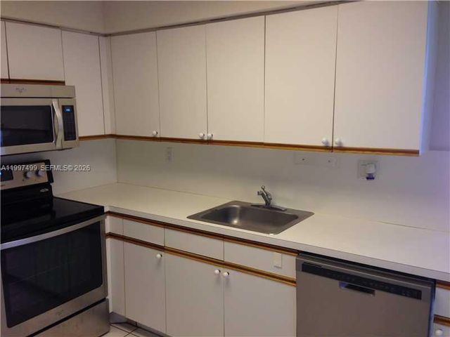 3600 MYSTIC POINTE DR 1504, Aventura, FL 33180