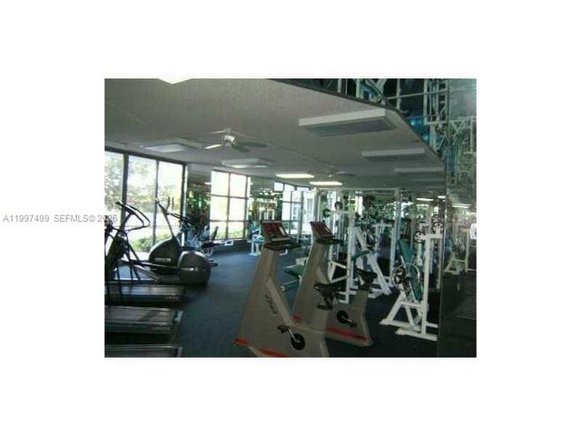 3600 MYSTIC POINTE DR 1504, Aventura, FL 33180