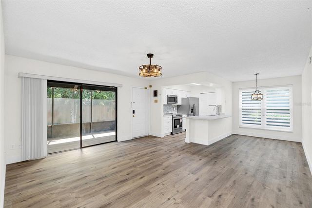 600 CASA PARK COURT M, Winter Springs, FL 32708