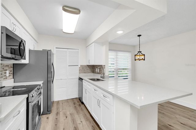 600 CASA PARK COURT M, Winter Springs, FL 32708