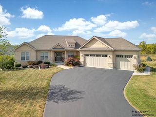 10319 Clearwater Way, Huntley, IL 60142