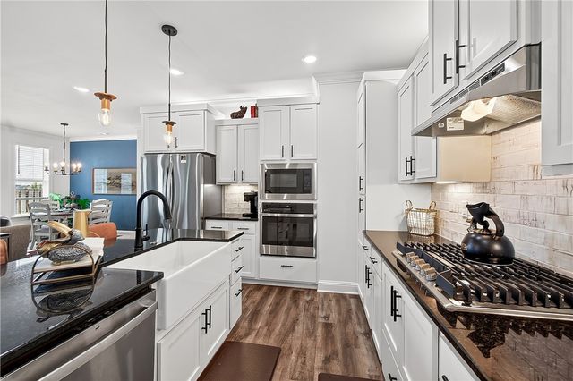 2404 SW Poppy Street, Bentonville, AR 72713