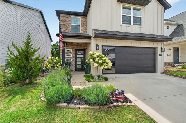 2404 SW Poppy Street, Bentonville, AR 72713