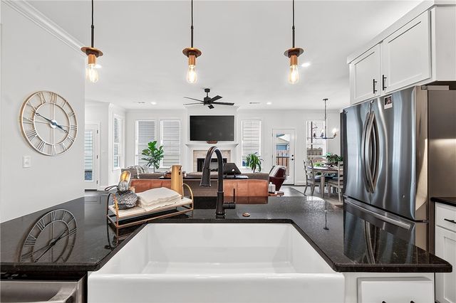 2404 SW Poppy Street, Bentonville, AR 72713