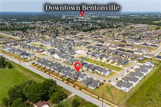 2404 SW Poppy Street, Bentonville, AR 72713