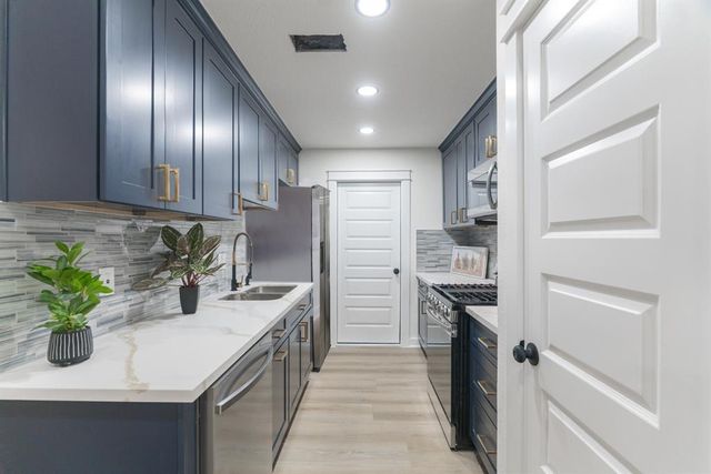 3618 Tamfield Drive, Houston, TX 77066