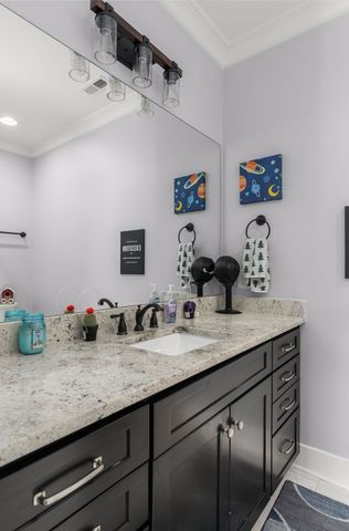 4450 Savage Pointe PVT Dr, Franklin, TN 37064