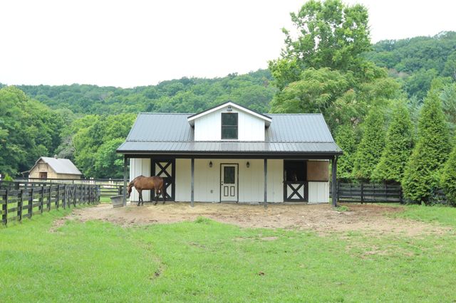 4450 Savage Pointe PVT Dr, Franklin, TN 37064