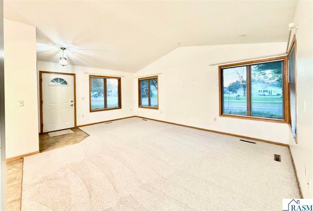 939 Mayvis Boulevard, Mankato, MN 56001