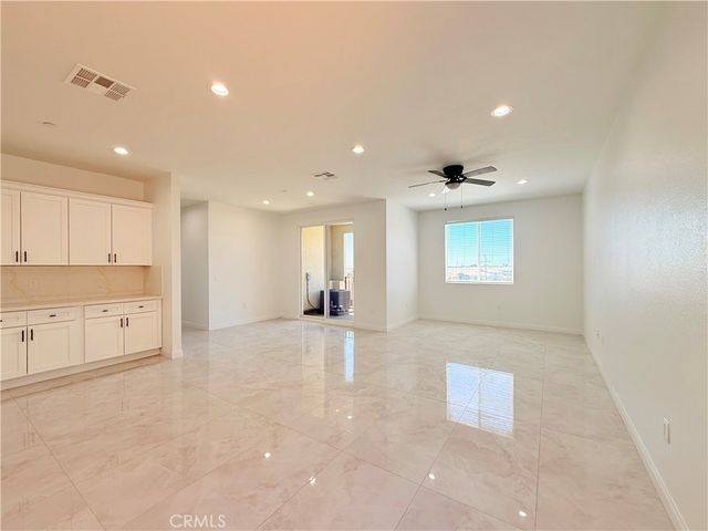 8153 Banana Avenue 201, Fontana, CA 92335