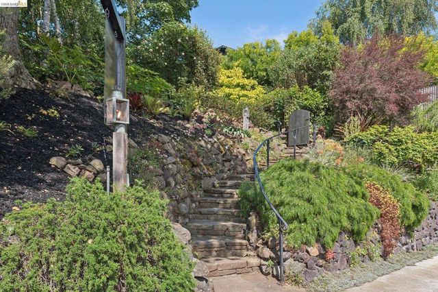 17 Eucalyptus Road, Berkeley, CA 94705