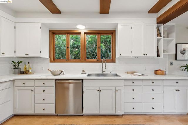 17 Eucalyptus Road, Berkeley, CA 94705