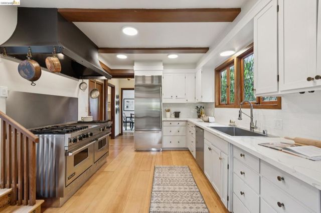17 Eucalyptus Road, Berkeley, CA 94705